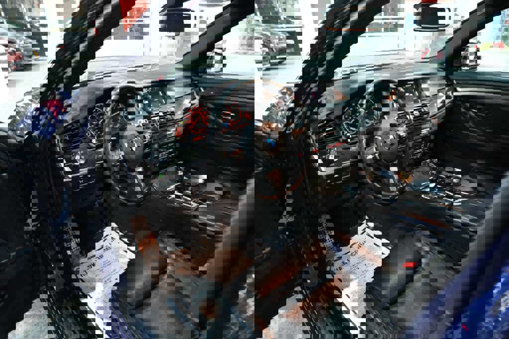 Used 2016 BMW 550i xDrive Sedan image 17