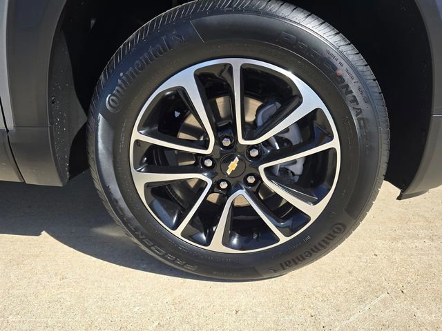 Used 2025 Chevrolet TrailBlazer LT AWD/4WD image 17