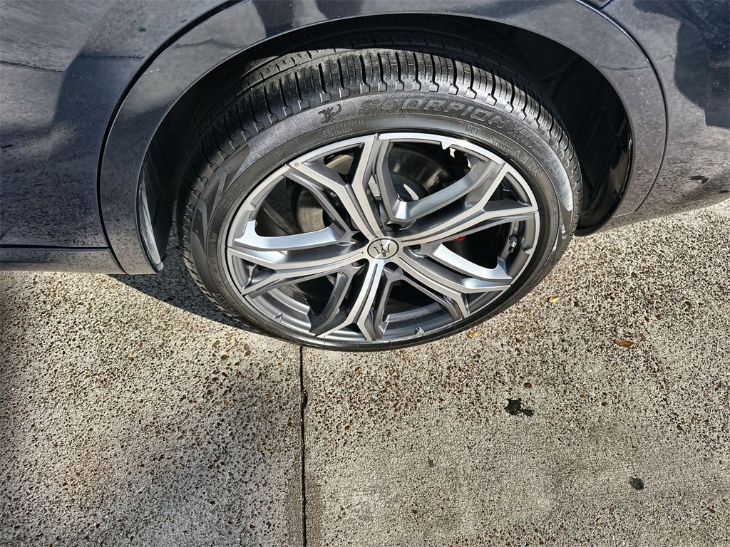 Used 2023 Maserati Levante Modena image 12