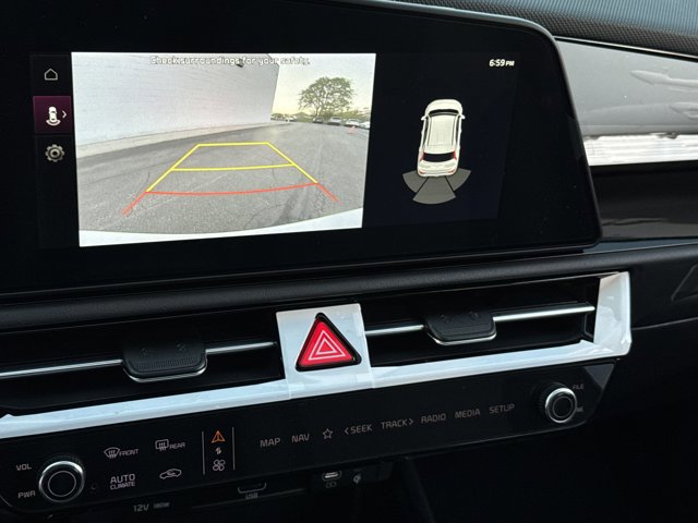 New 2025 Kia Niro EX Touring image 30