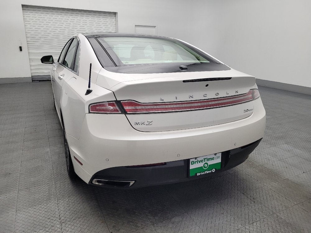 Used 2013 Lincoln MKZ FWD image 6