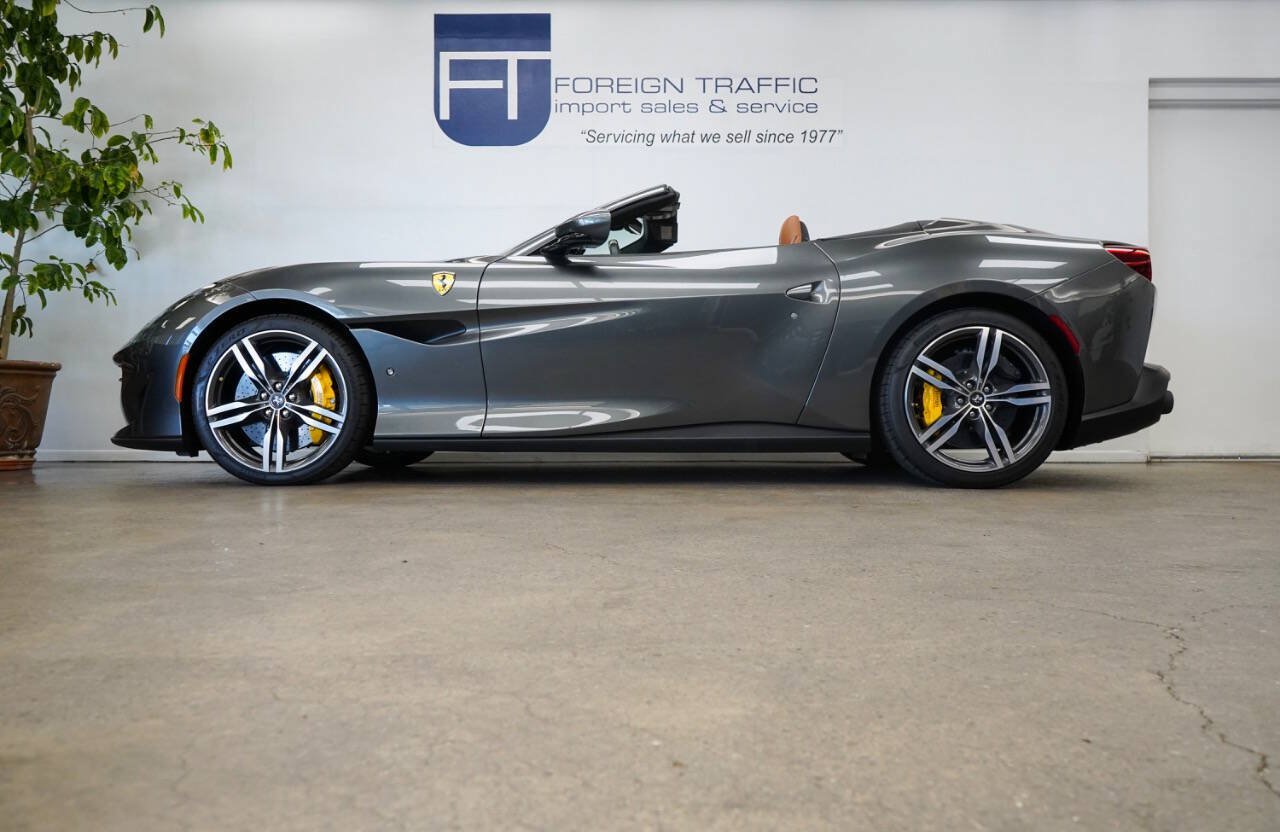 Used 2019 Ferrari Portofino RWD image 39