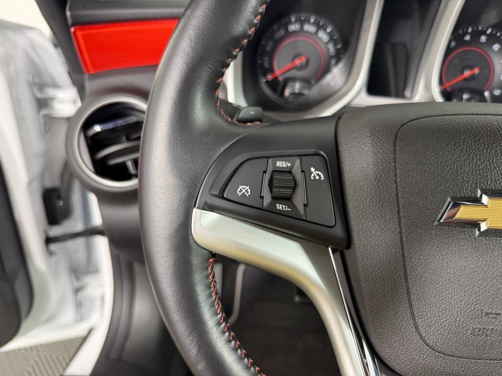 Used 2013 Chevrolet Camaro SS RWD image 24