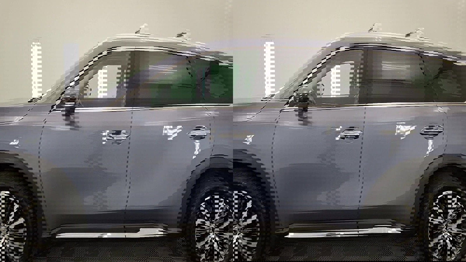 Used 2023 INFINITI QX60 Sensory w/ Cargo Package image 9