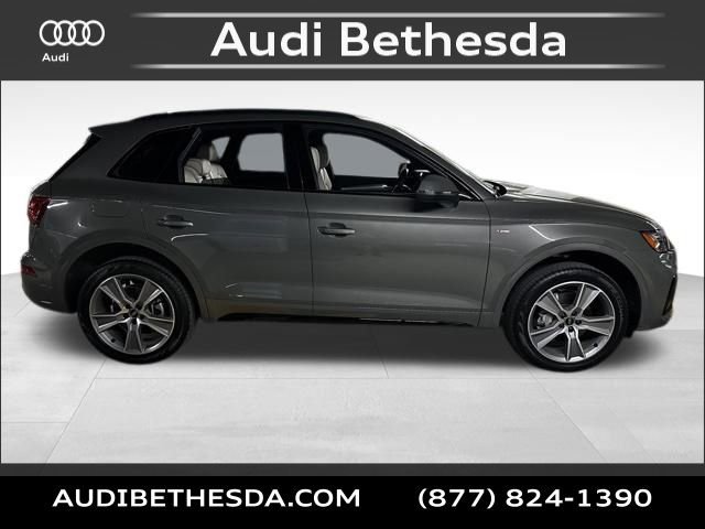 Certified 2025 Audi Q5 2.0T Premium w/ Convenience Plus Package image 8