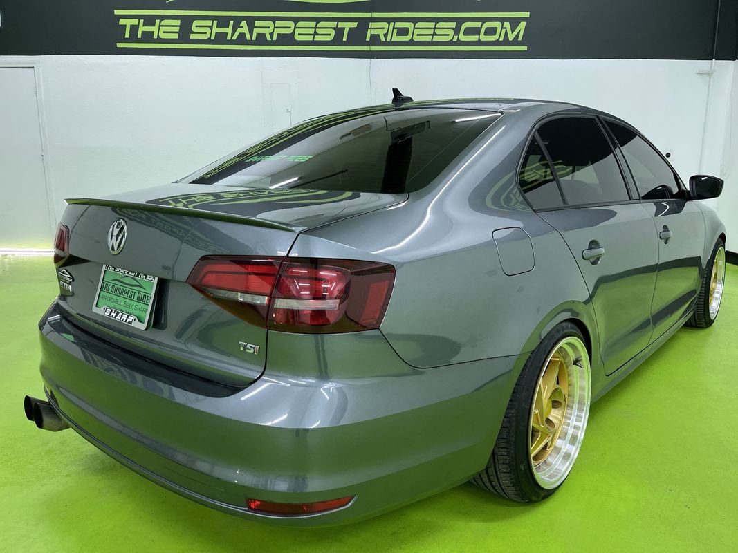 Used 2016 Volkswagen Jetta Sport image 10