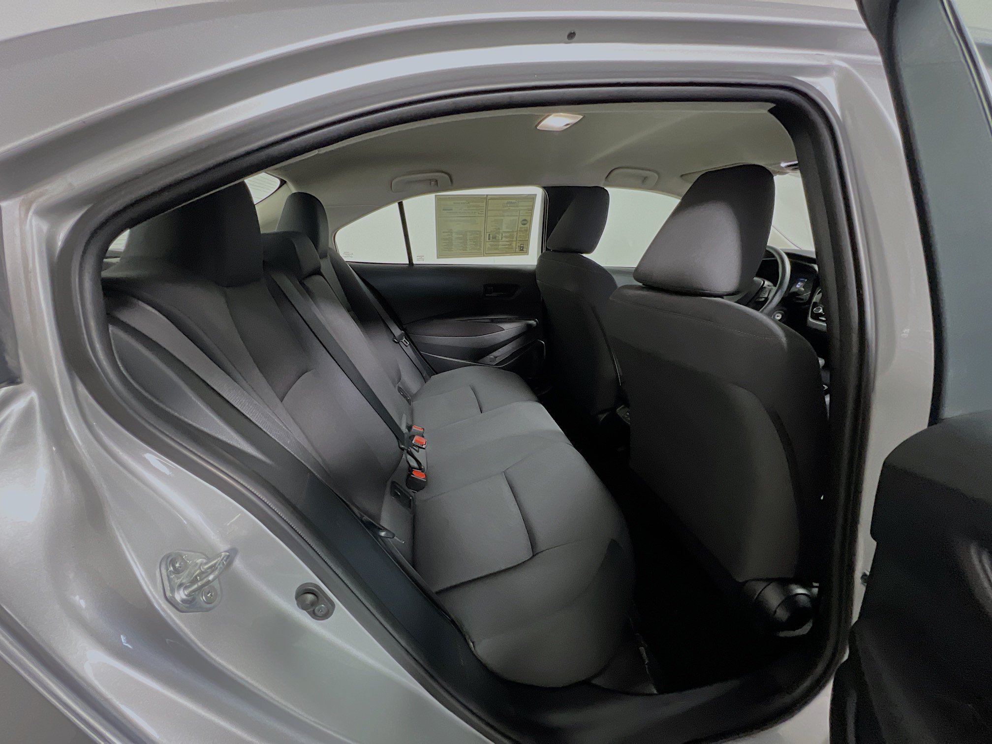 Used 2024 Toyota Corolla LE FWD image 33