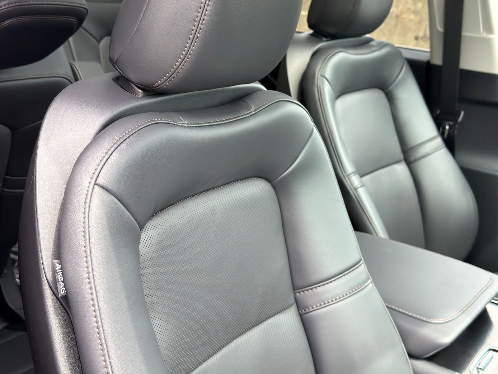 New 2026 Lincoln Aviator AWD image 12