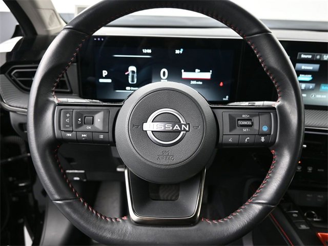 Used 2025 Nissan Kicks SR image 9