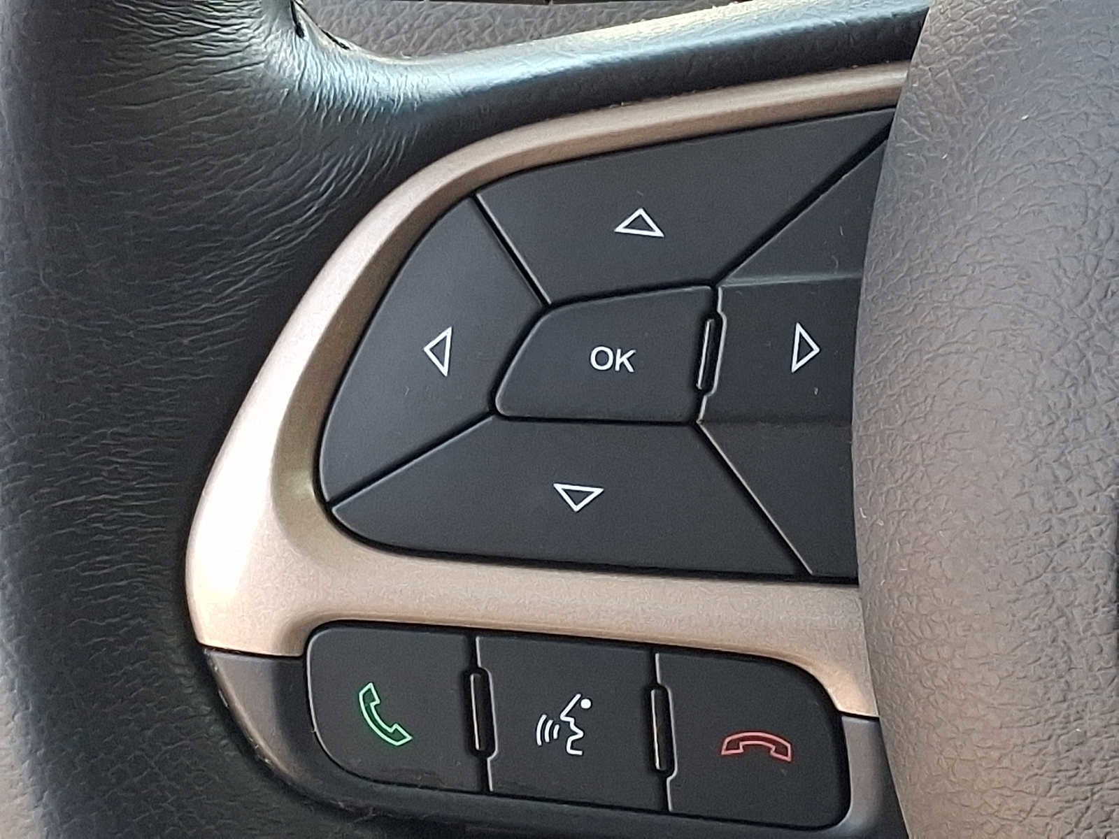 Used 2017 Jeep Renegade Latitude image 21