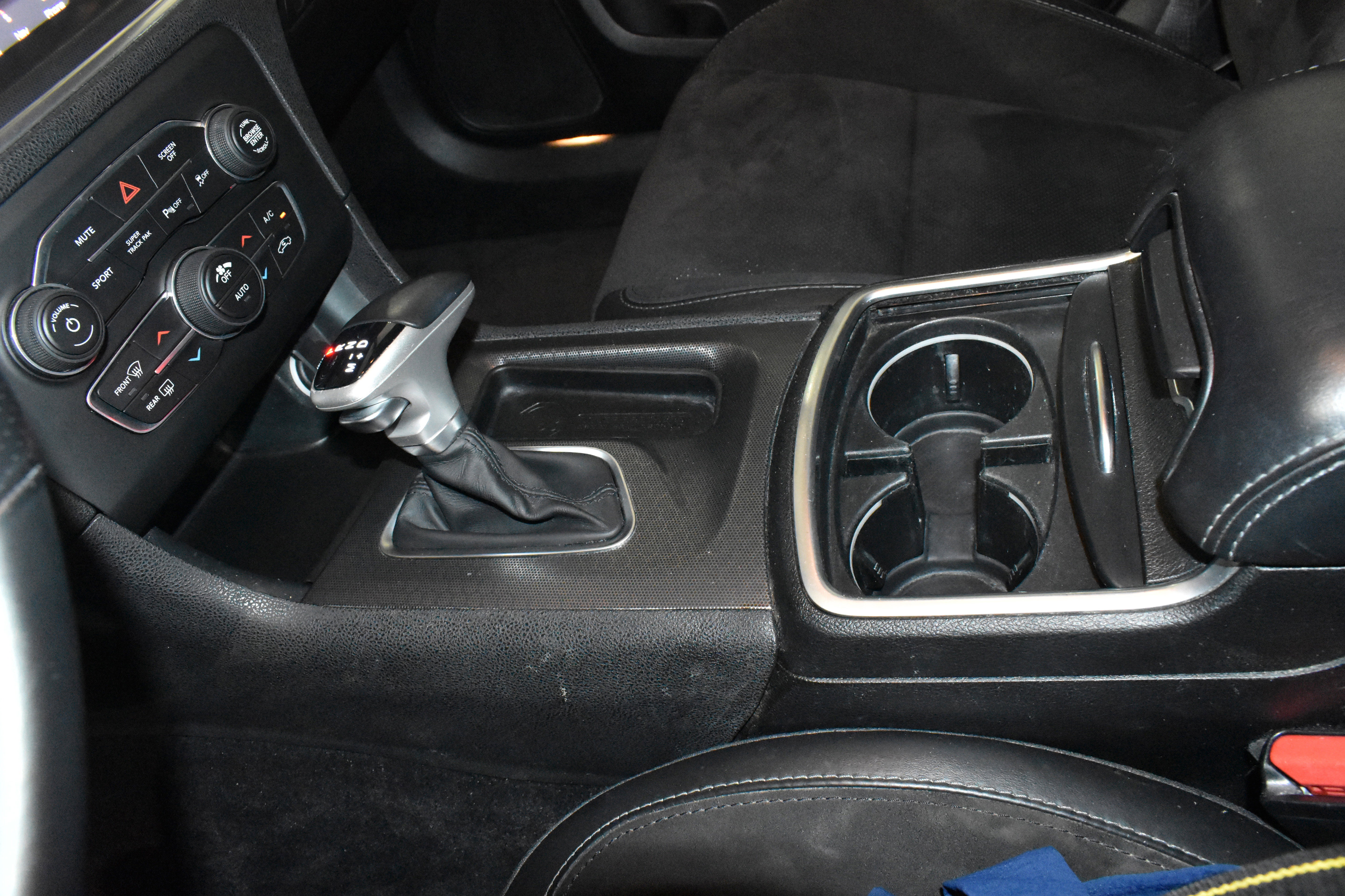 Used 2018 Dodge Charger GT AWD/4WD image 20