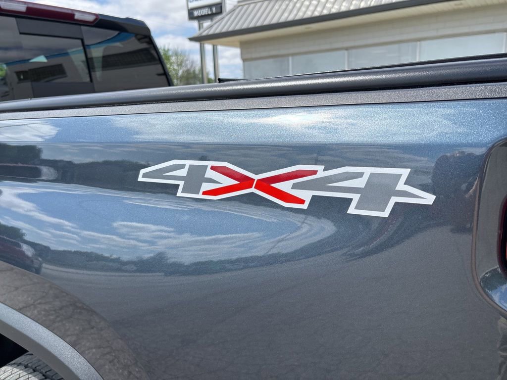 Used 2020 Chevrolet Silverado 2500 LT w/ All Star Edition image 8