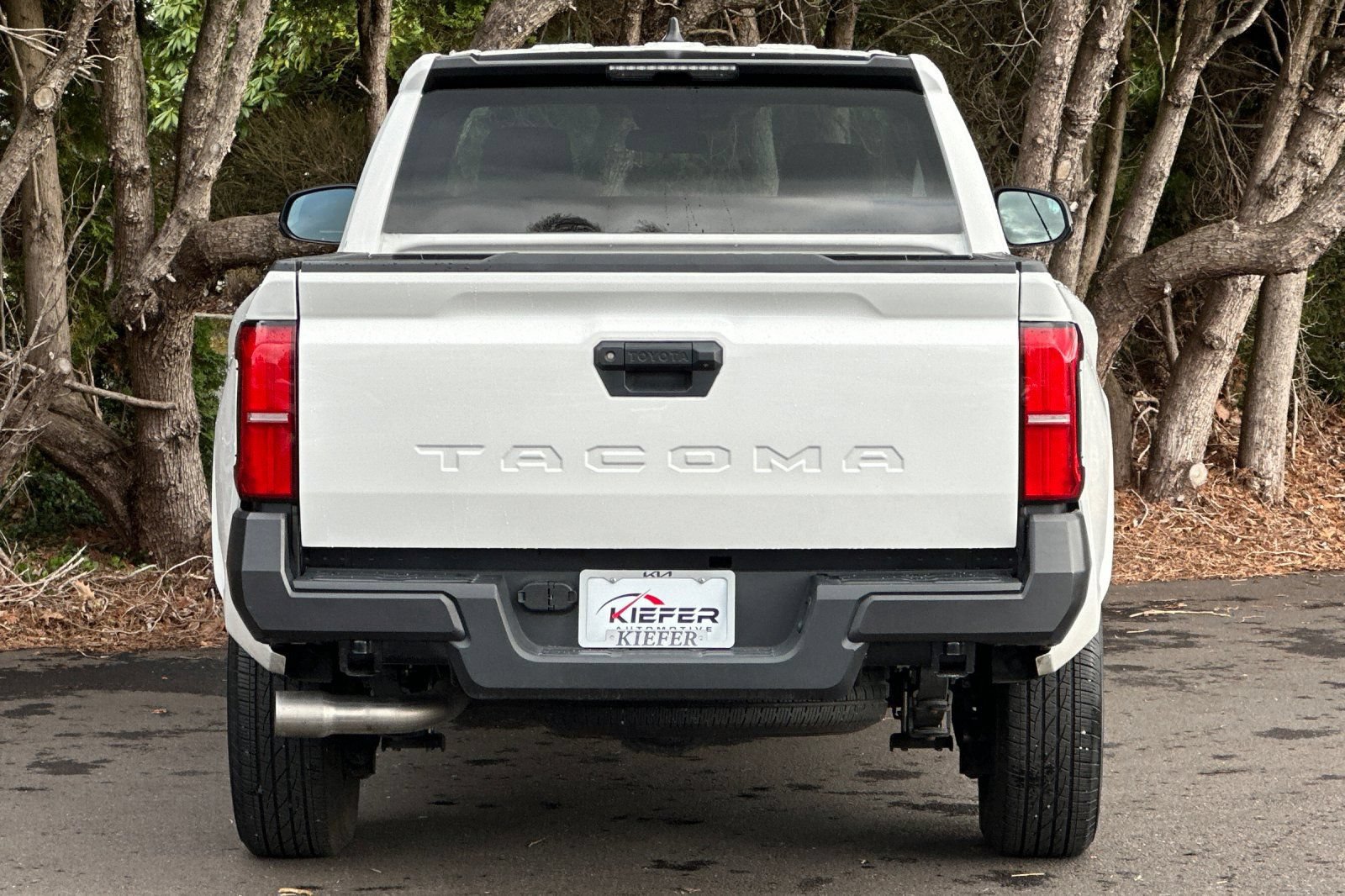 Used 2024 Toyota Tacoma SR RWD image 5