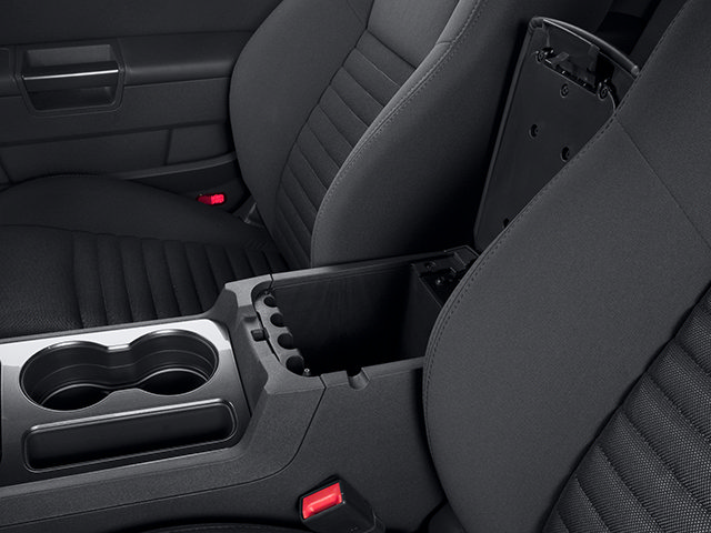 Used 2014 Dodge Challenger SXT RWD image 16