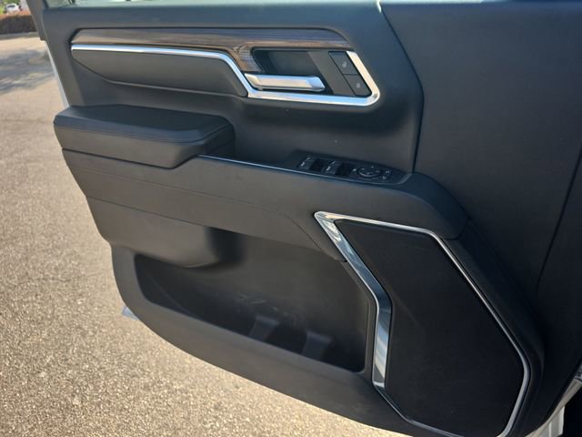 Used 2024 Chevrolet Silverado 2500 LT AWD/4WD image 28
