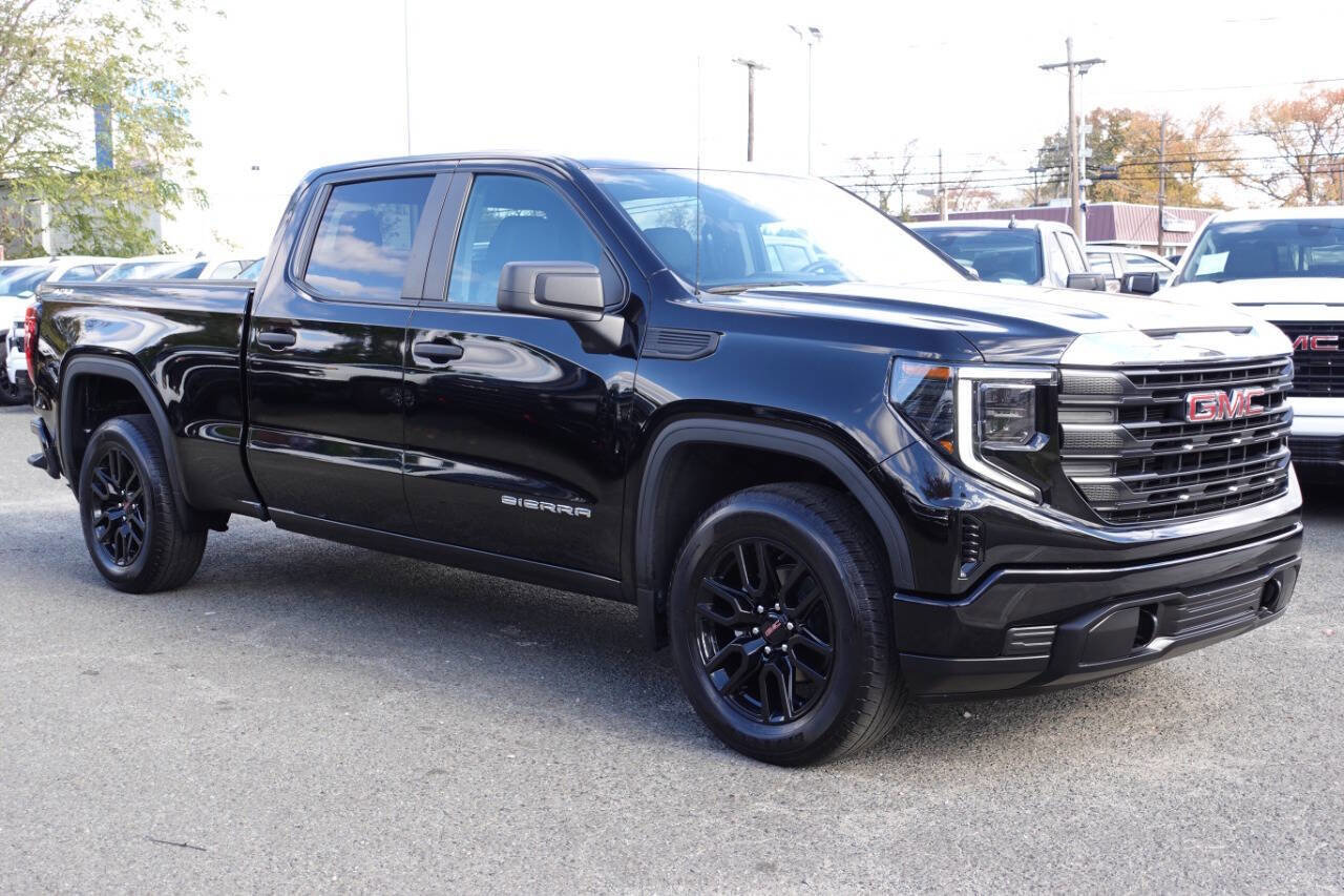 Used 2022 GMC Sierra 1500 Pro w/ Pro Value Package image 4