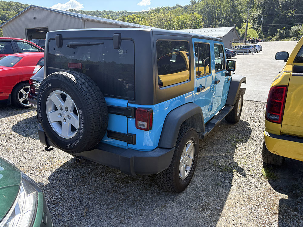 Used 2018 Jeep Wrangler Unlimited Sport S image 3