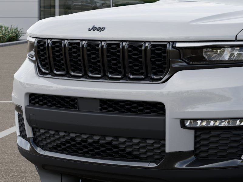New 2025 Jeep Grand Cherokee L Limited AWD/4WD image 12