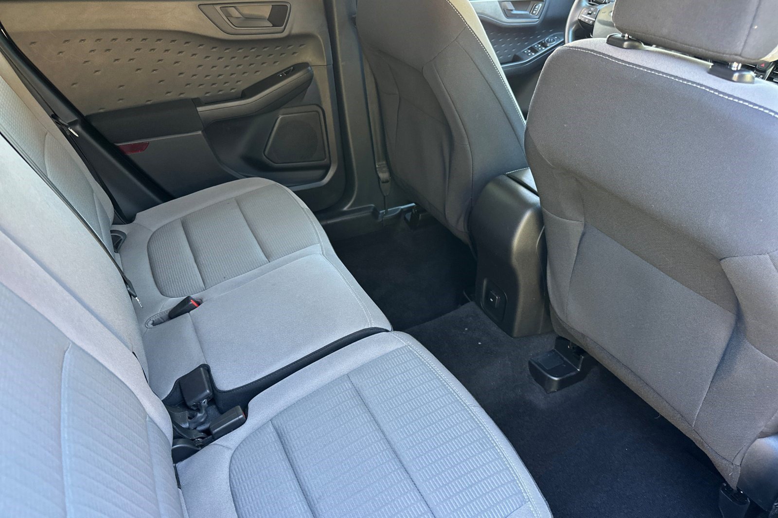 Used 2020 Ford Escape S FWD image 29