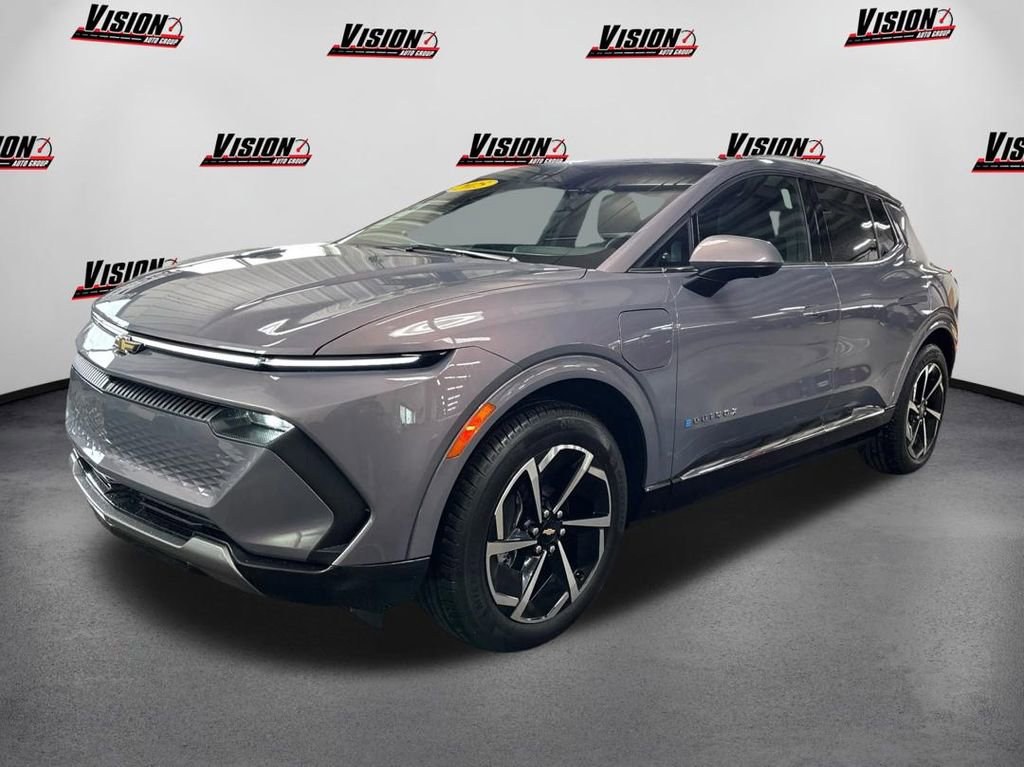 Used 2025 Chevrolet Equinox EV LT image 1