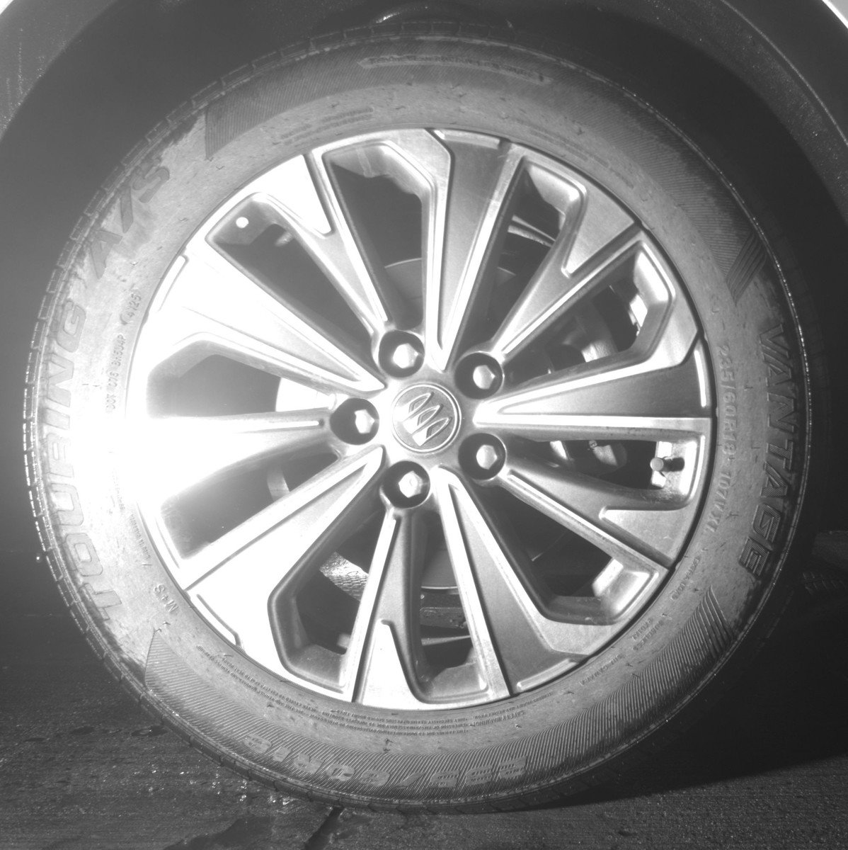 Used 2024 Buick Envision Preferred image 13