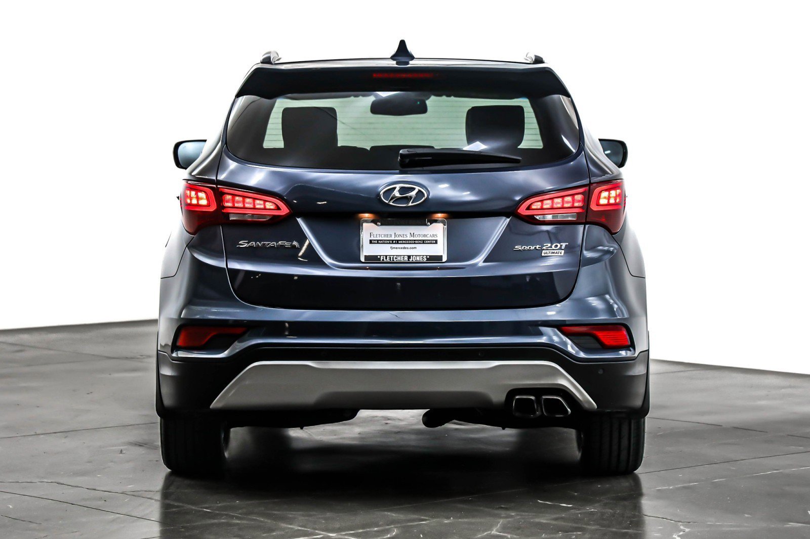 Used 2018 Hyundai Santa Fe Sport image 3