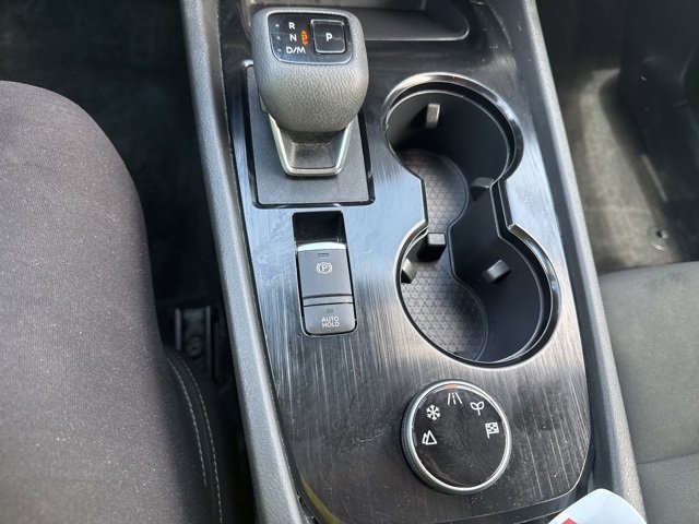 Used 2023 Nissan Rogue S image 22