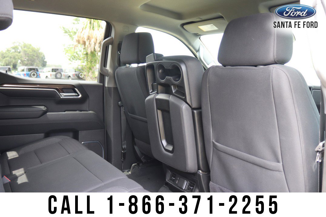 Used 2025 Chevrolet Silverado 1500 LT image 46