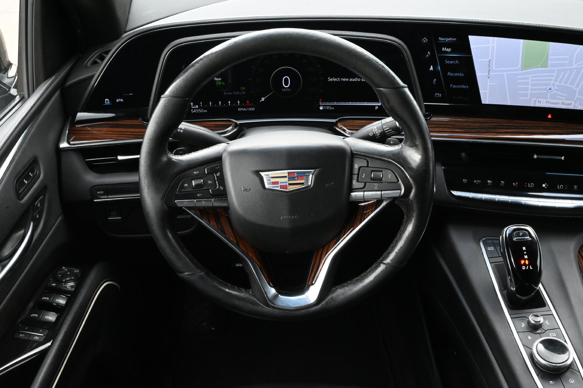 Certified 2022 Cadillac Escalade ESV Luxury RWD image 10