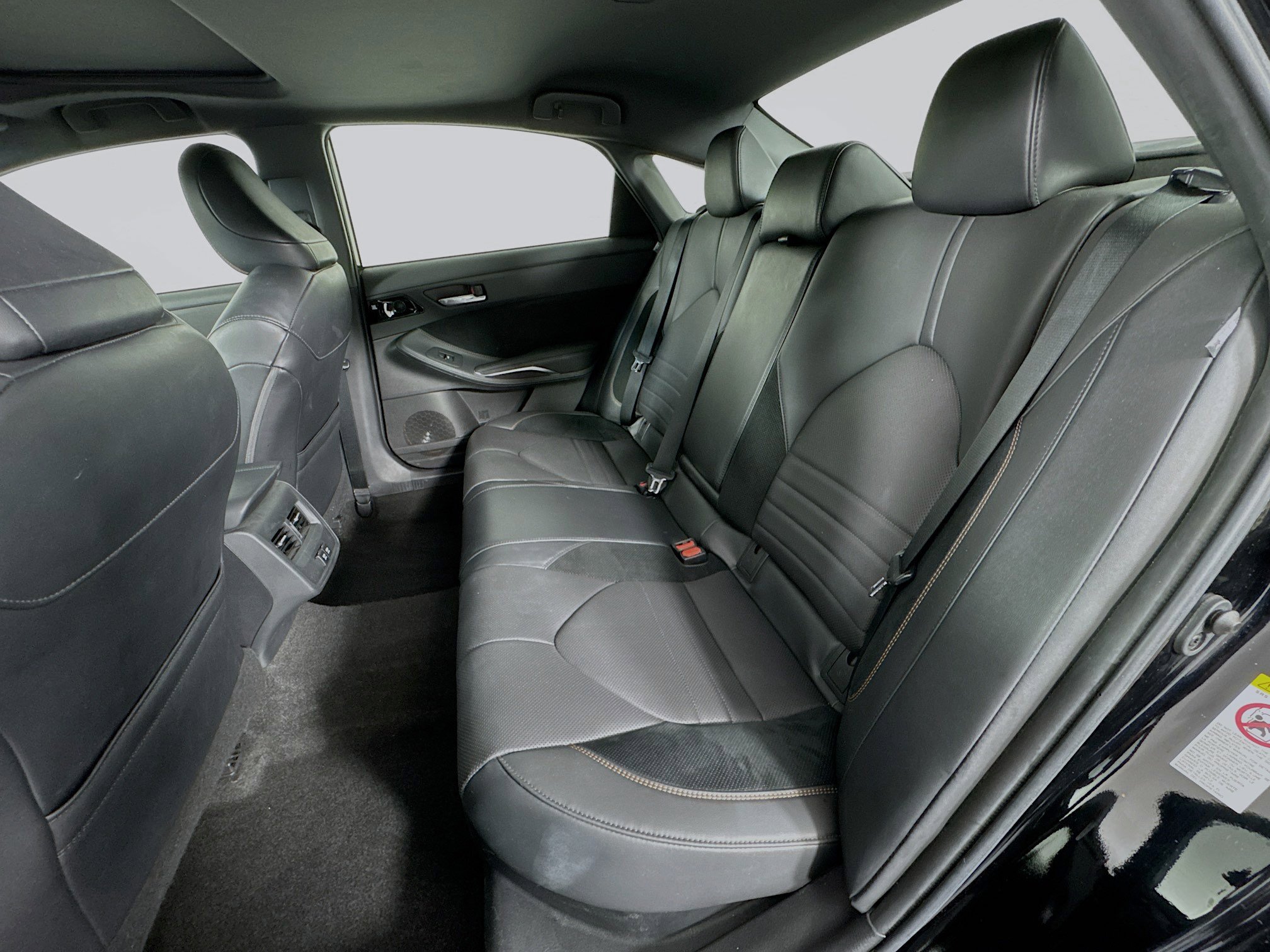 Used 2019 Toyota Avalon XSE image 25