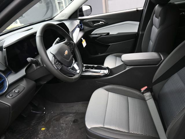 New 2026 Chevrolet Trax LT image 8