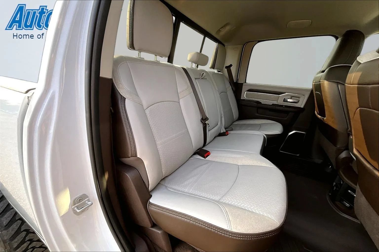 Used 2025 RAM 2500 Laramie w/ Towing Technology Group AWD/4WD image 26