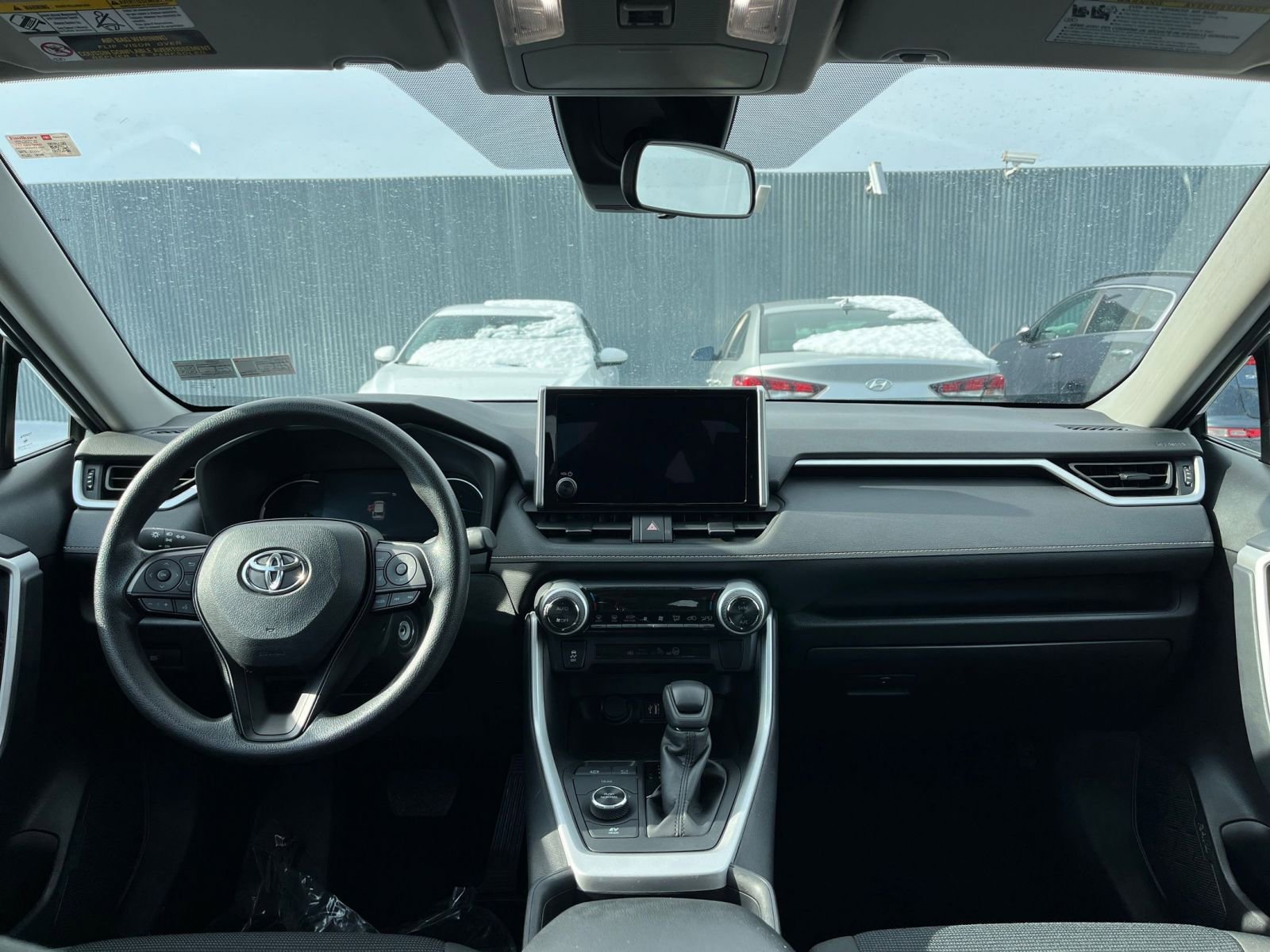 Used 2025 Toyota RAV4 LE image 32