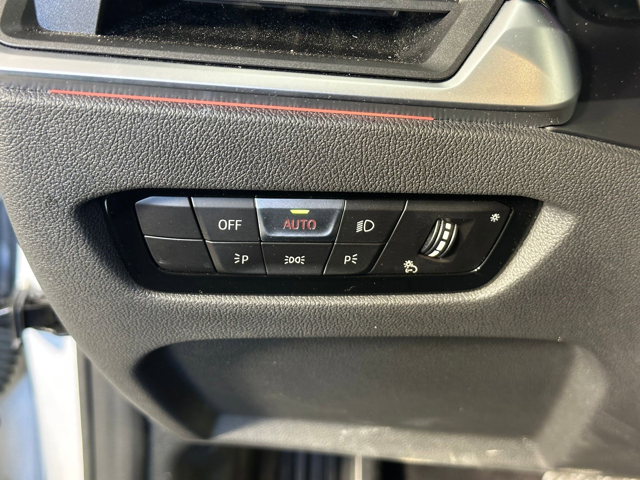 Certified 2023 BMW 430i Coupe w/ Premium Package image 16