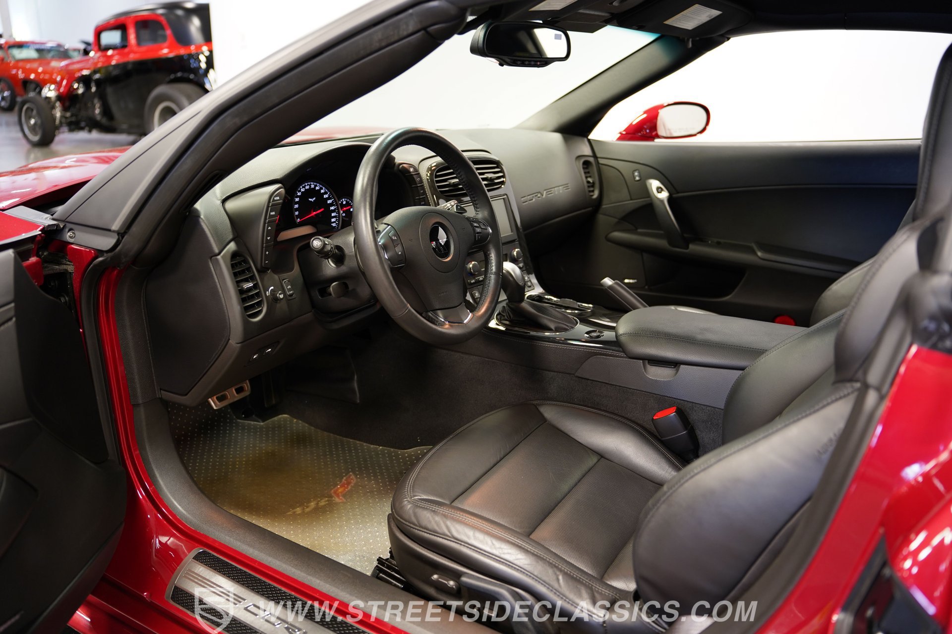Used 2012 Chevrolet Corvette Grand Sport w/ 3LT Preferred Equipment Group RWD image 4