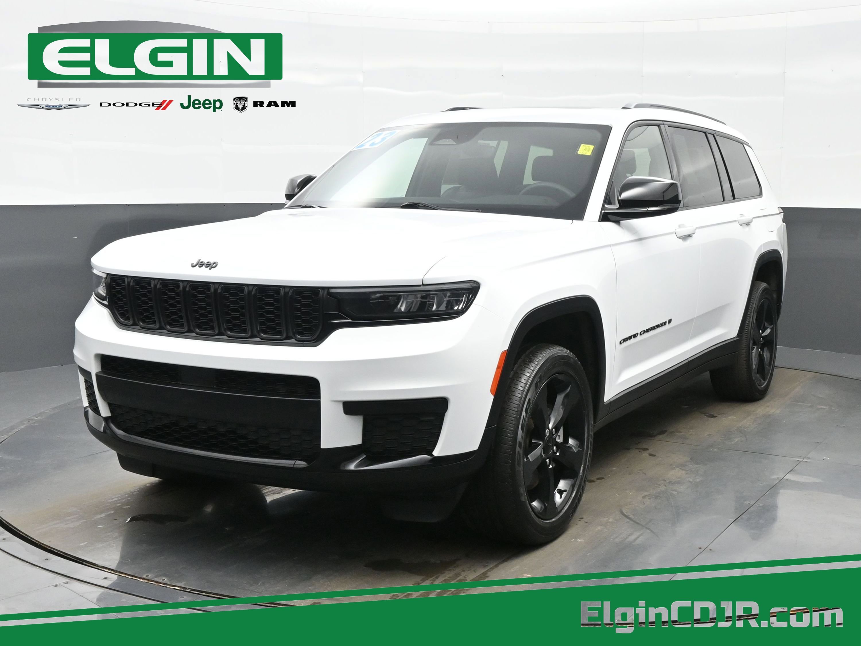 Used 2023 Jeep Grand Cherokee L Laredo image 1