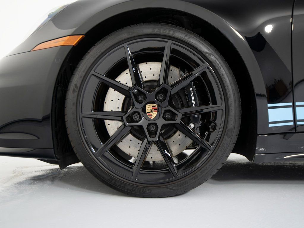 Certified 2025 Porsche 911 Carrera S image 15