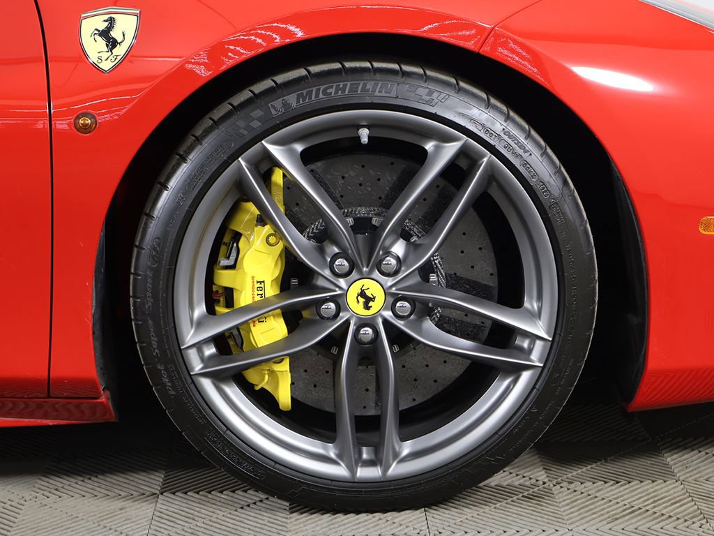Used 2019 Ferrari 488 Spider image 22