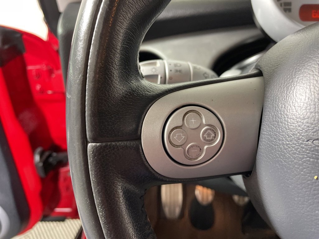 Used 2005 MINI Cooper S image 13