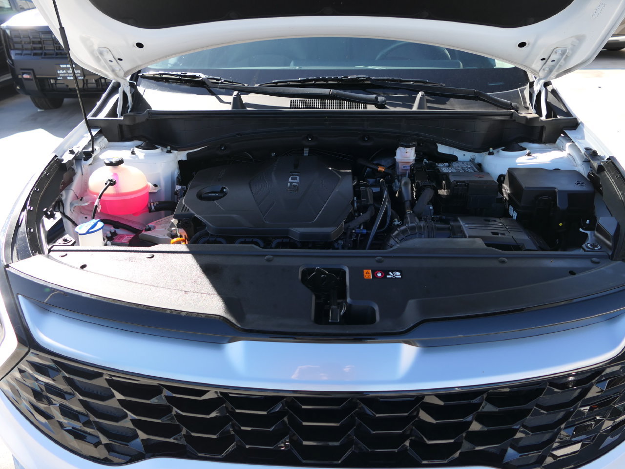 Certified 2025 Kia Sportage EX FWD image 31
