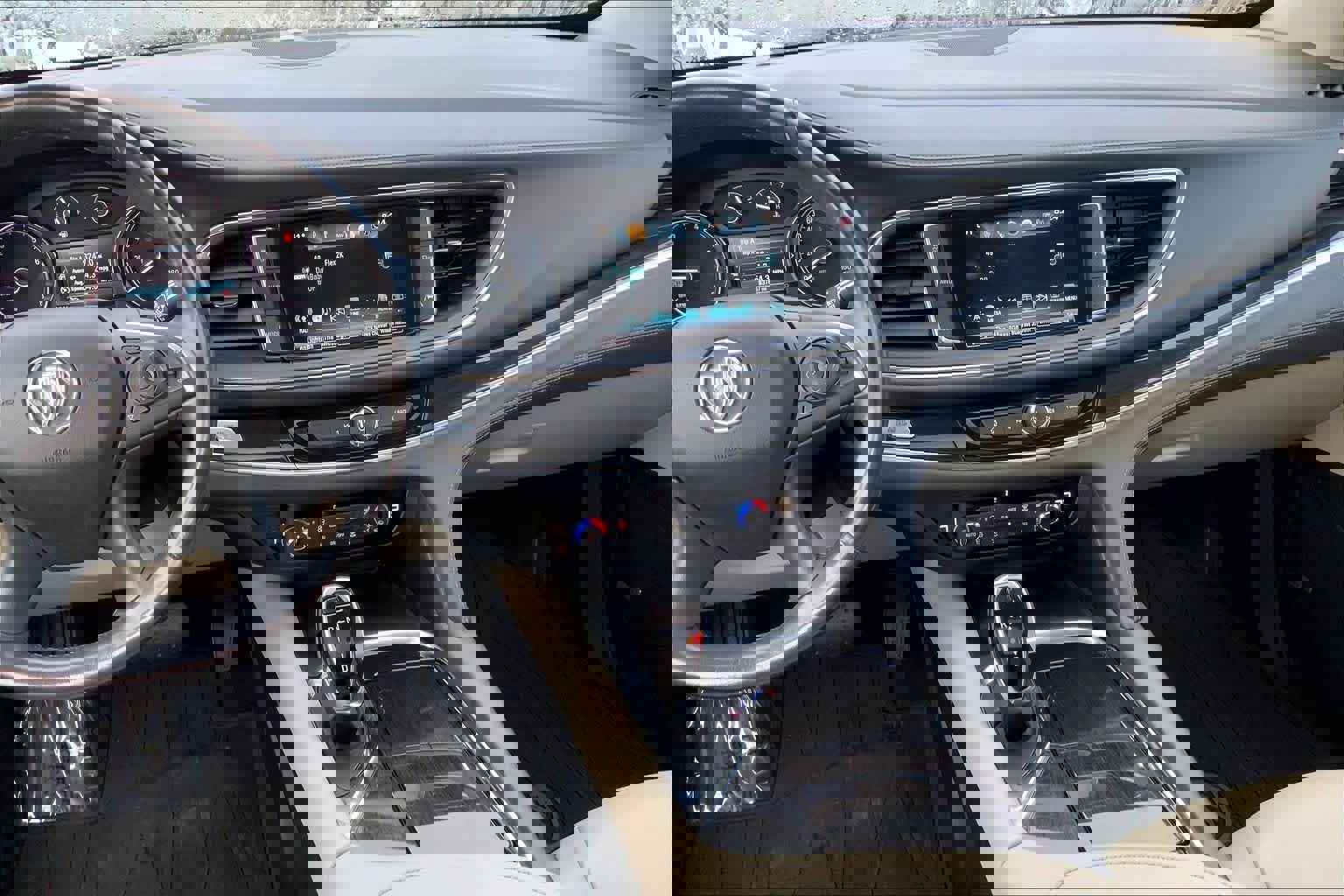 Used 2019 Buick Enclave Premium w/ Experience Buick Package image 6