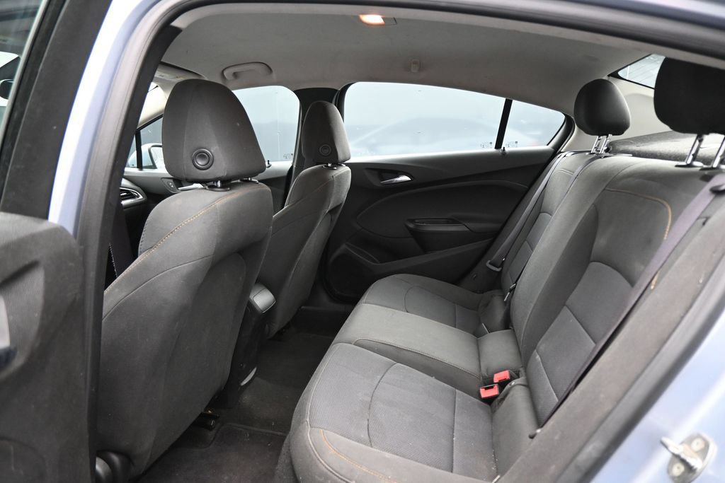 Used 2017 Chevrolet Cruze LS FWD image 22