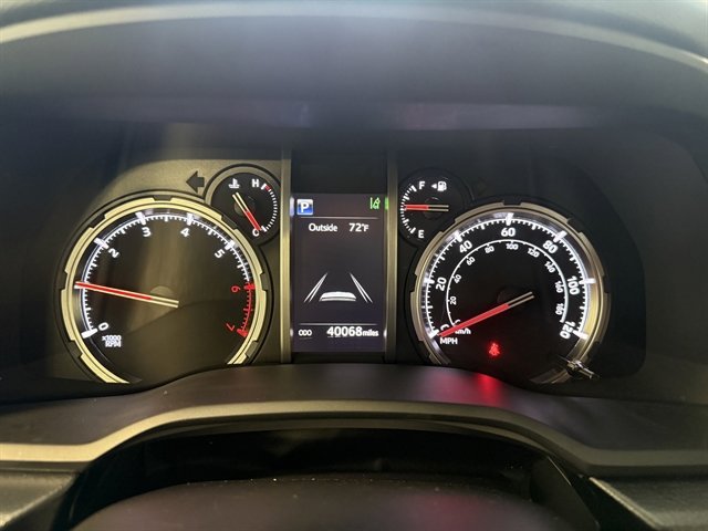 Used 2024 Toyota 4Runner TRD Off-Road image 27