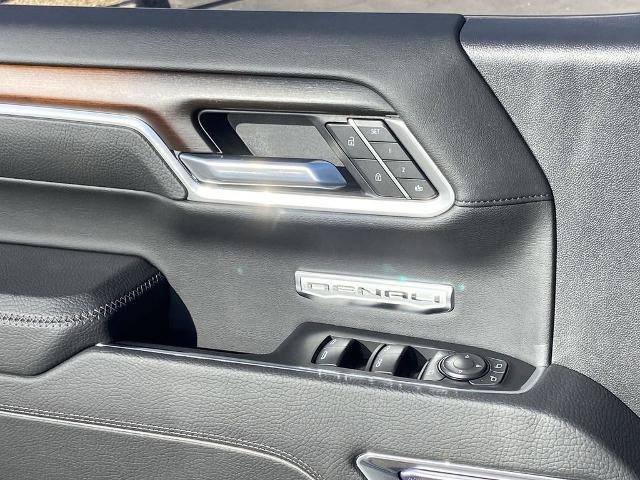 Used 2025 GMC Sierra 1500 Denali image 20
