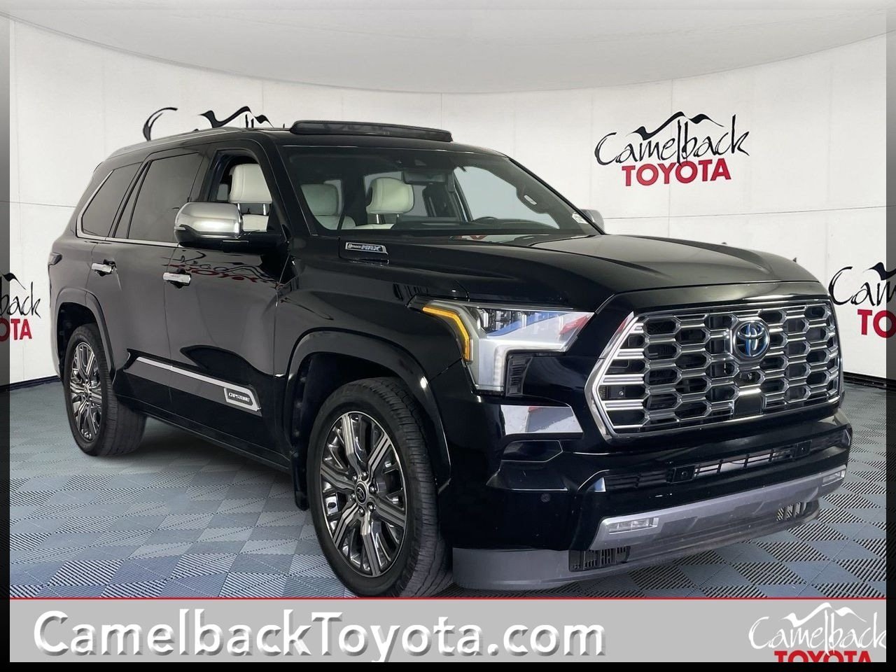 Used 2023 Toyota Sequoia Capstone AWD/4WD image 1