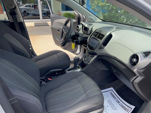 Used 2014 Chevrolet Sonic LT FWD image 12