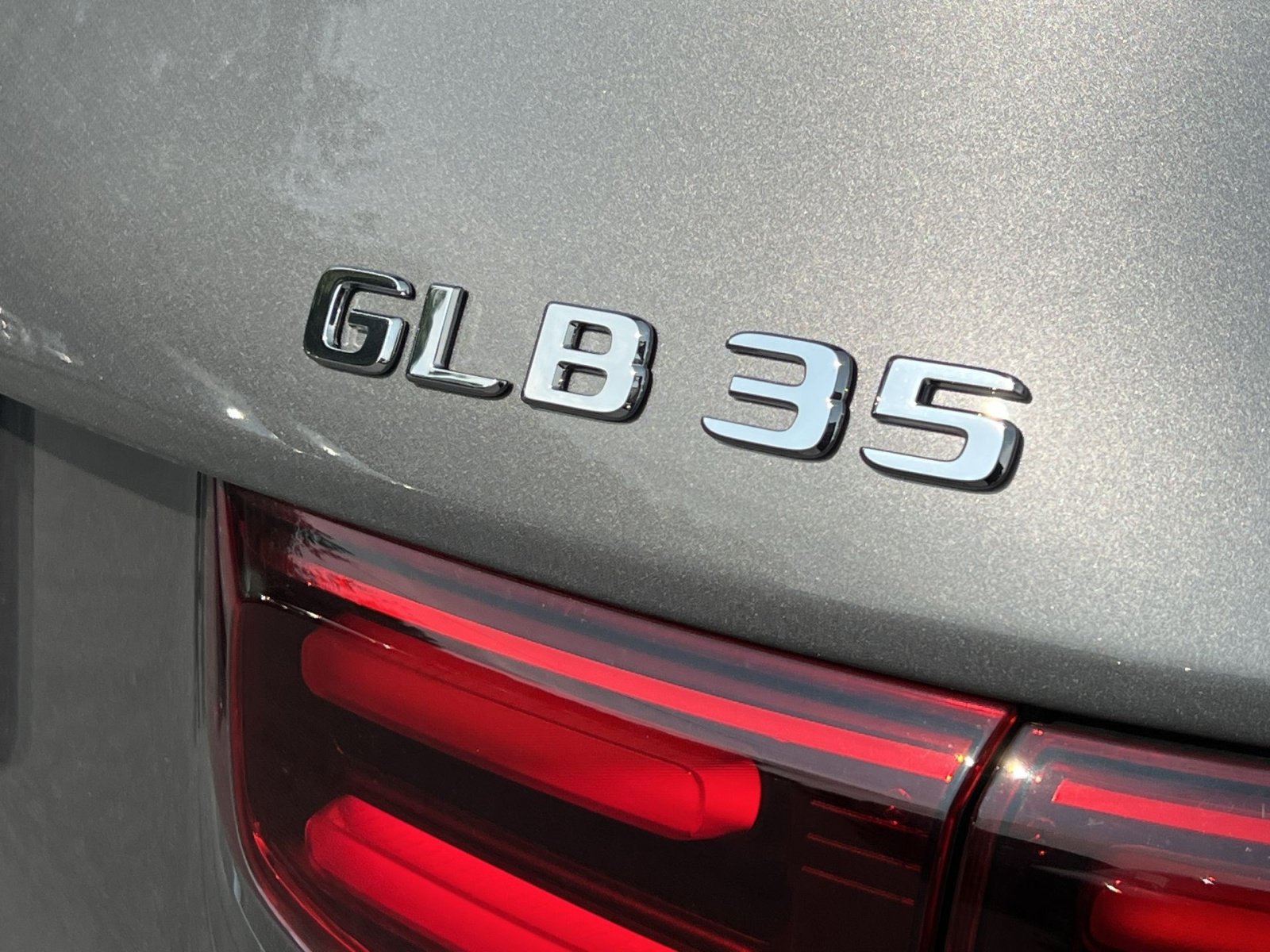 New 2026 Mercedes-Benz GLB 35 AMG 4MATIC image 37