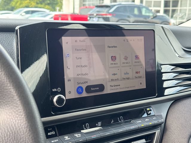 Used 2025 Toyota Camry LE w/ Convenience Package FWD image 21