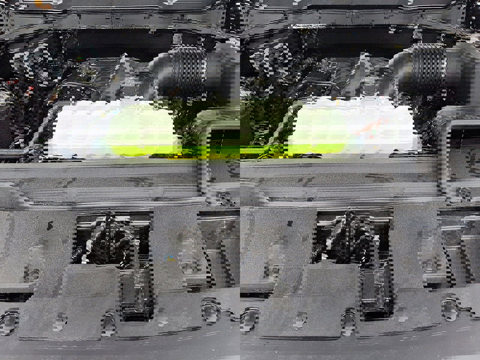 New 2025 Ford F150 XLT w/ Equipment Group 303A High image 19