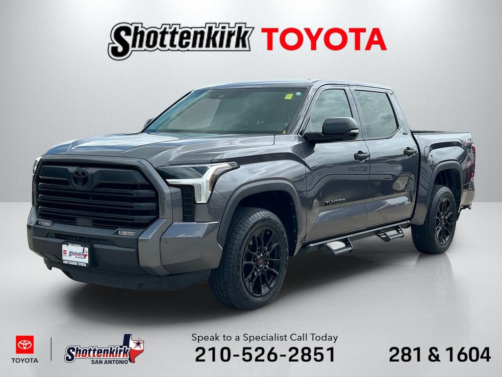 Used 2023 Toyota Tundra SR5 w/ SR5 Convenience Package AWD/4WD image 1